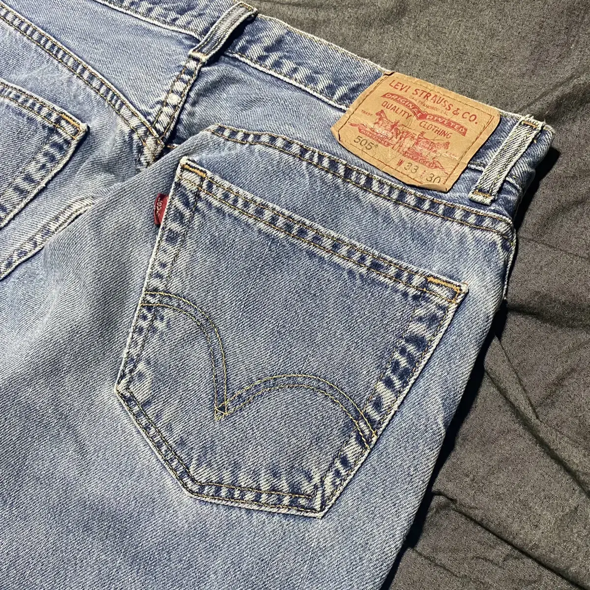 Levis 505 Pants Sz 33X30