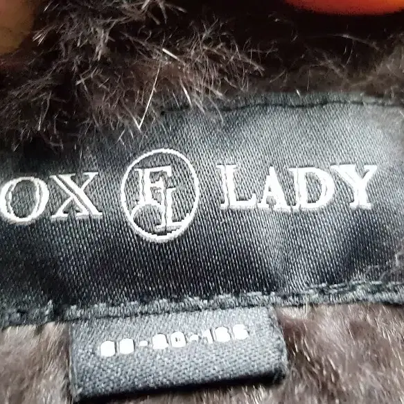 FOX ( F ) LADY밍크프라다기지코트