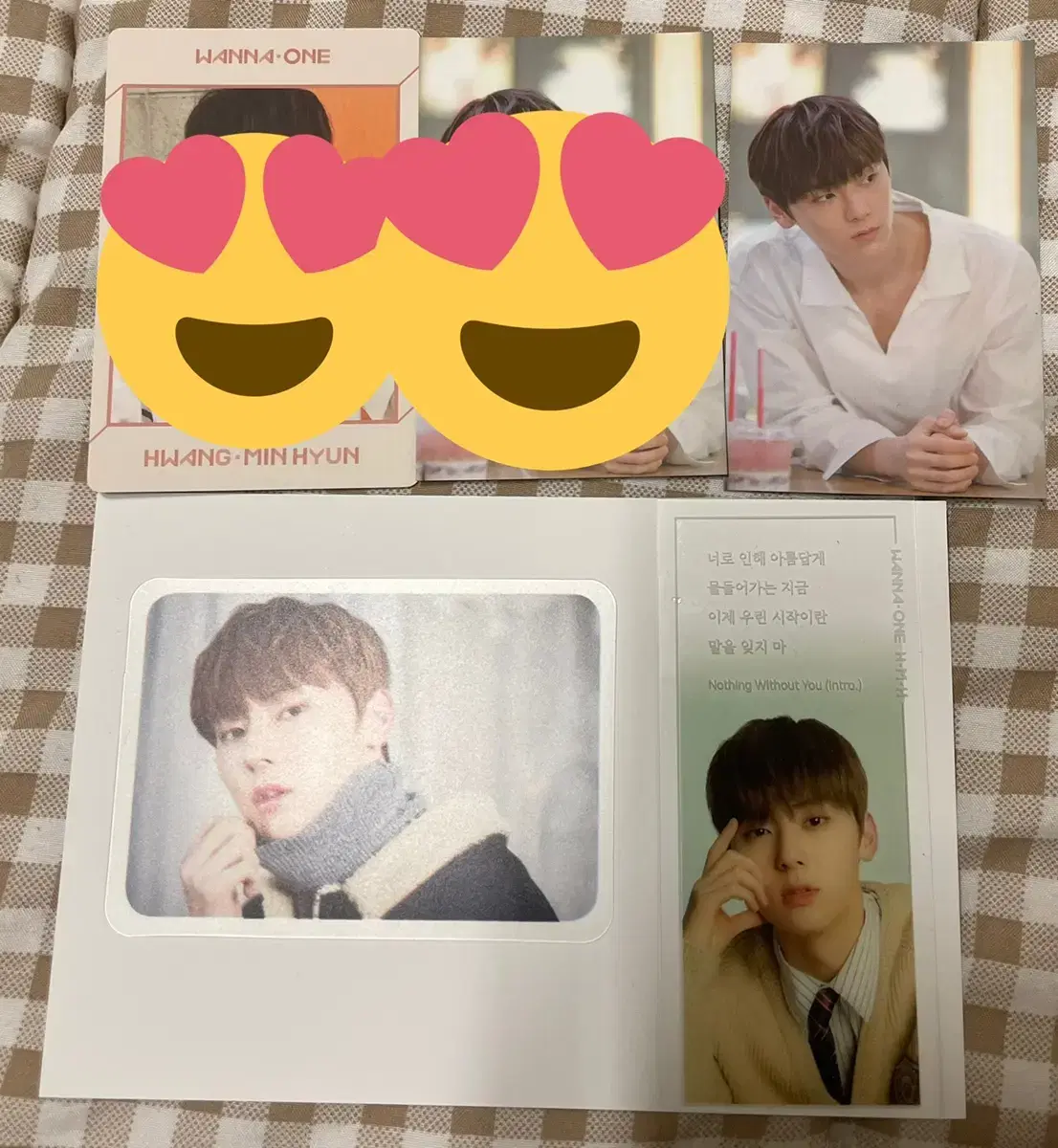 Hwang Minhyun wanna one photocard Merchandise