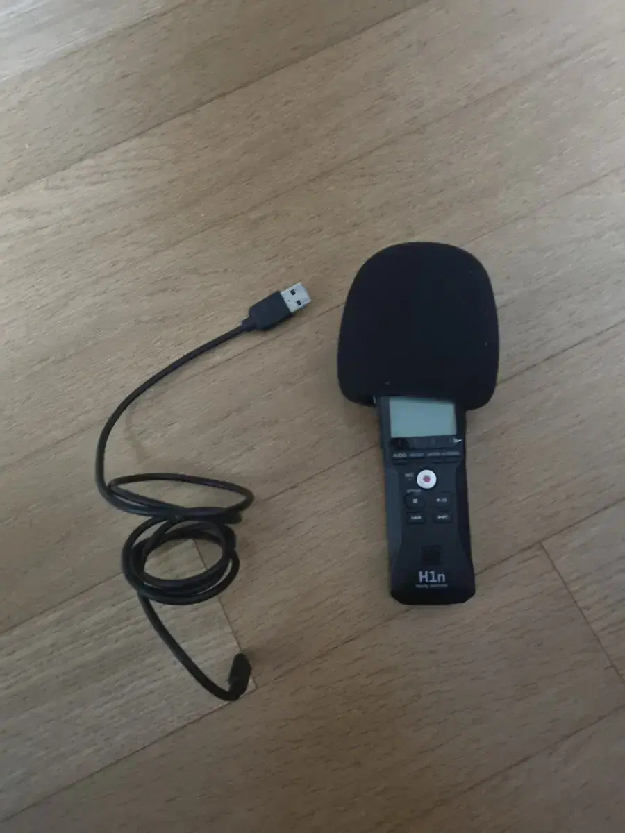 Zoom H1N microphone for sale