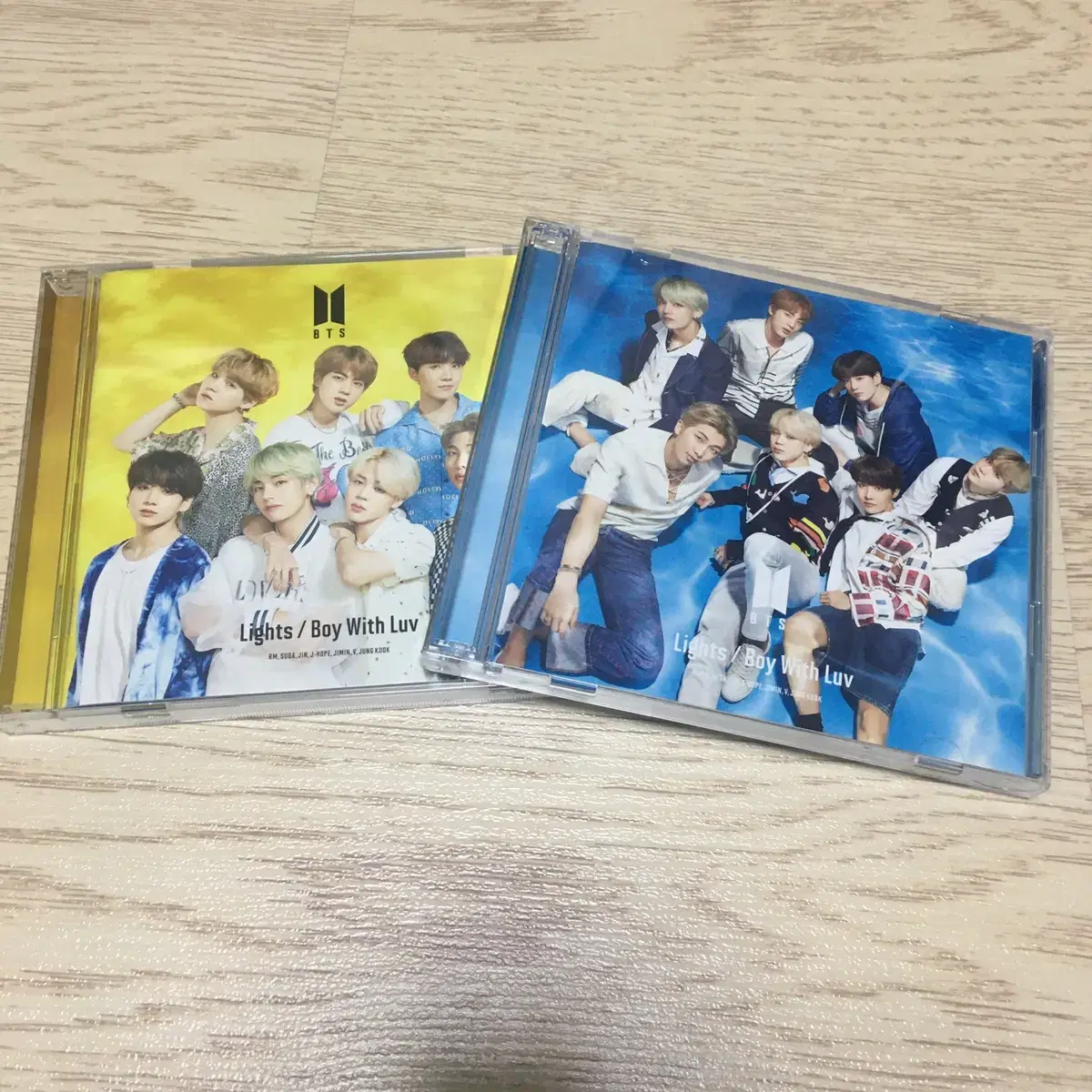 Bangtan Japan album lights/ boy with luv album