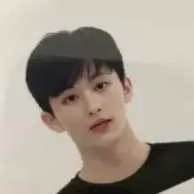 마크,도영,정우,재현 증명사진 구합니다