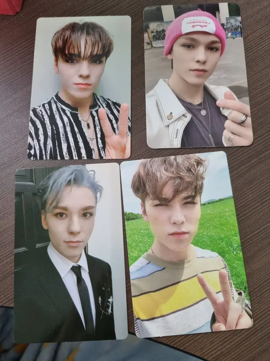 Vernon Unod (Hope, Biggin, Real), Hengare Photocard