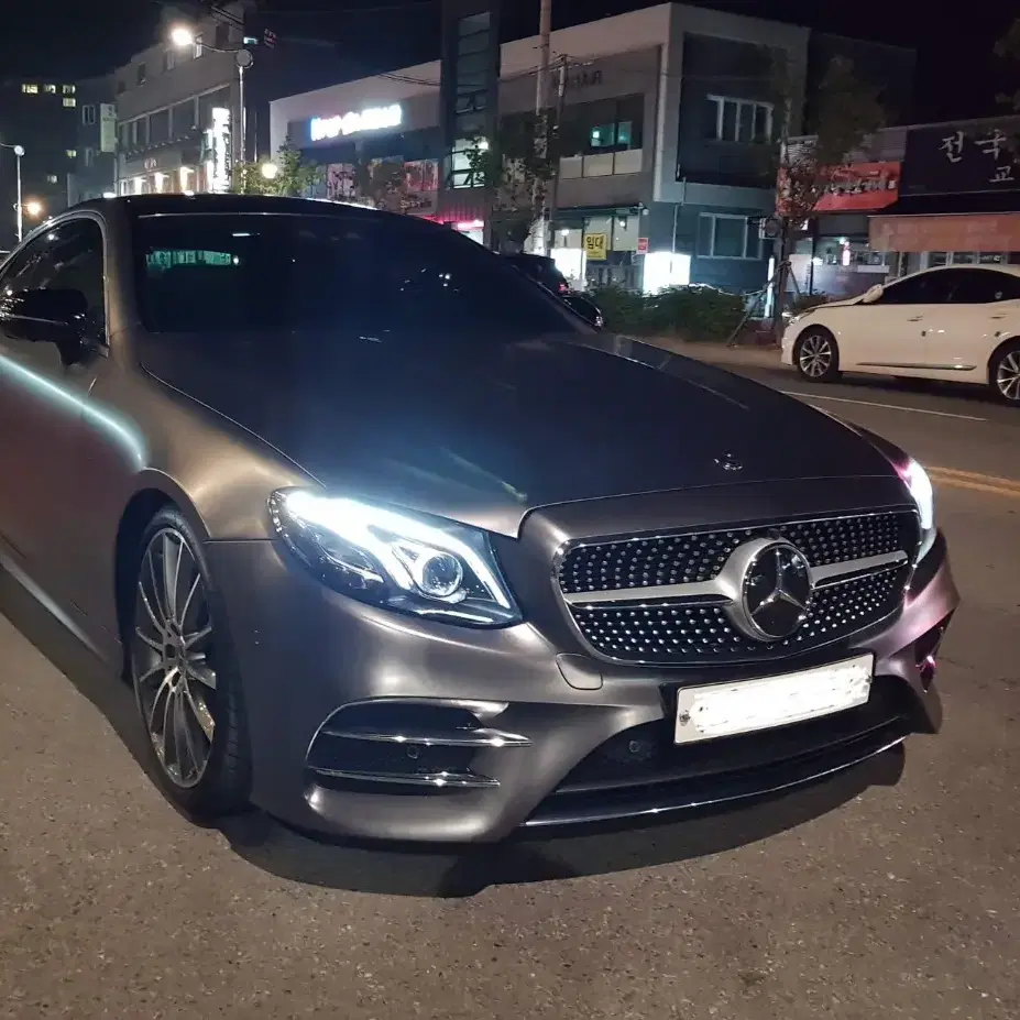 w213 E클래스 (벤츠 정품 순정) 다이아몬드 그릴