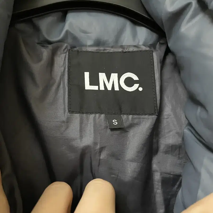 엘엠씨 lmc 라이풀 숏패딩