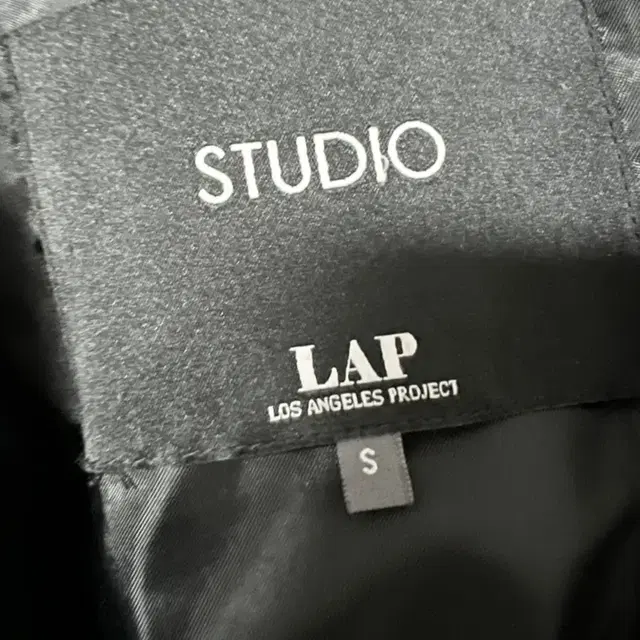 LAP  코트  블랙