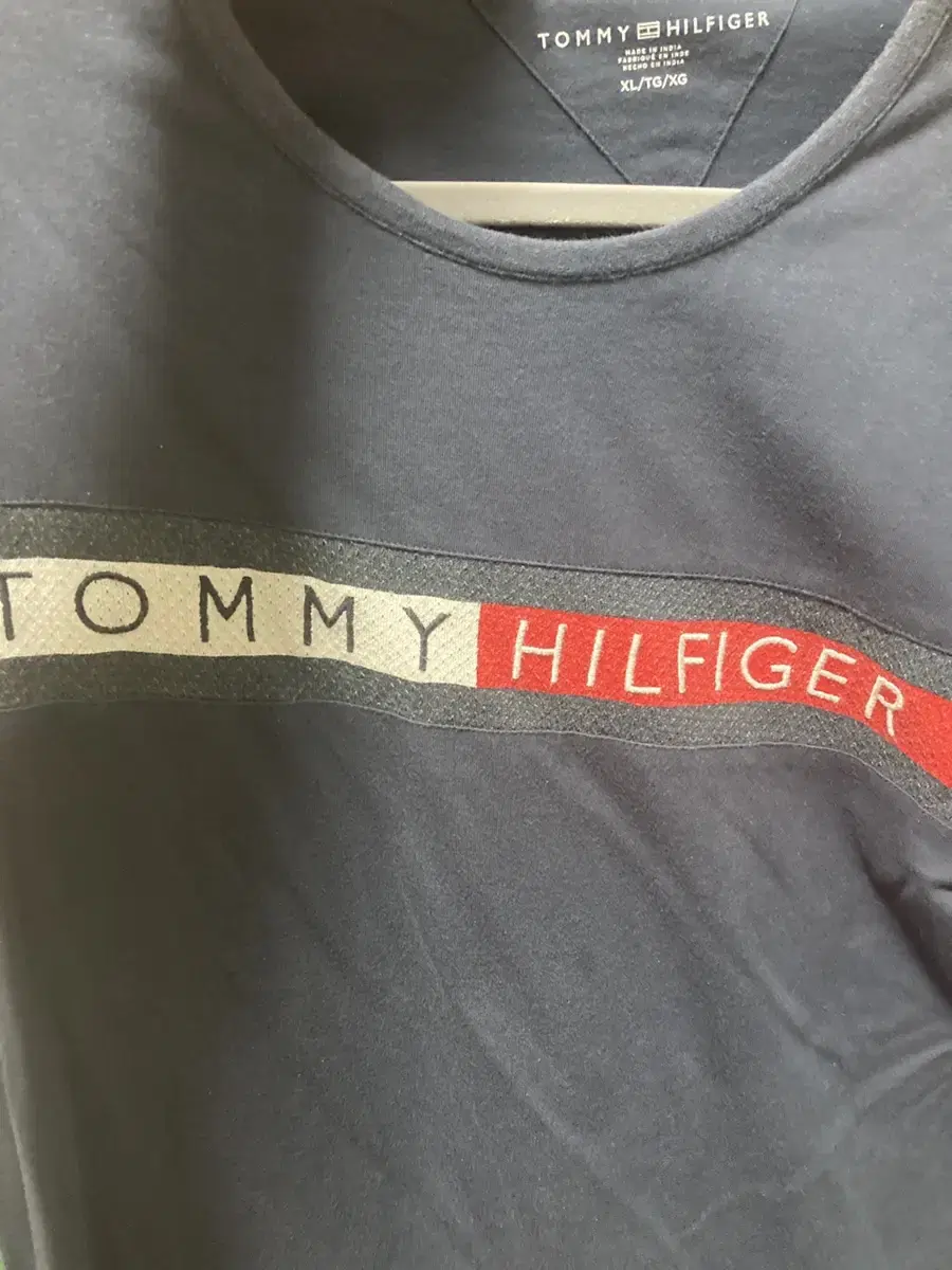 Tommy T-shirt XL sells