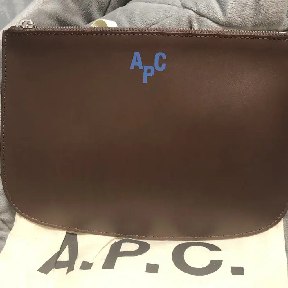 apc 아페쎄 제이슨 파우치 클러치