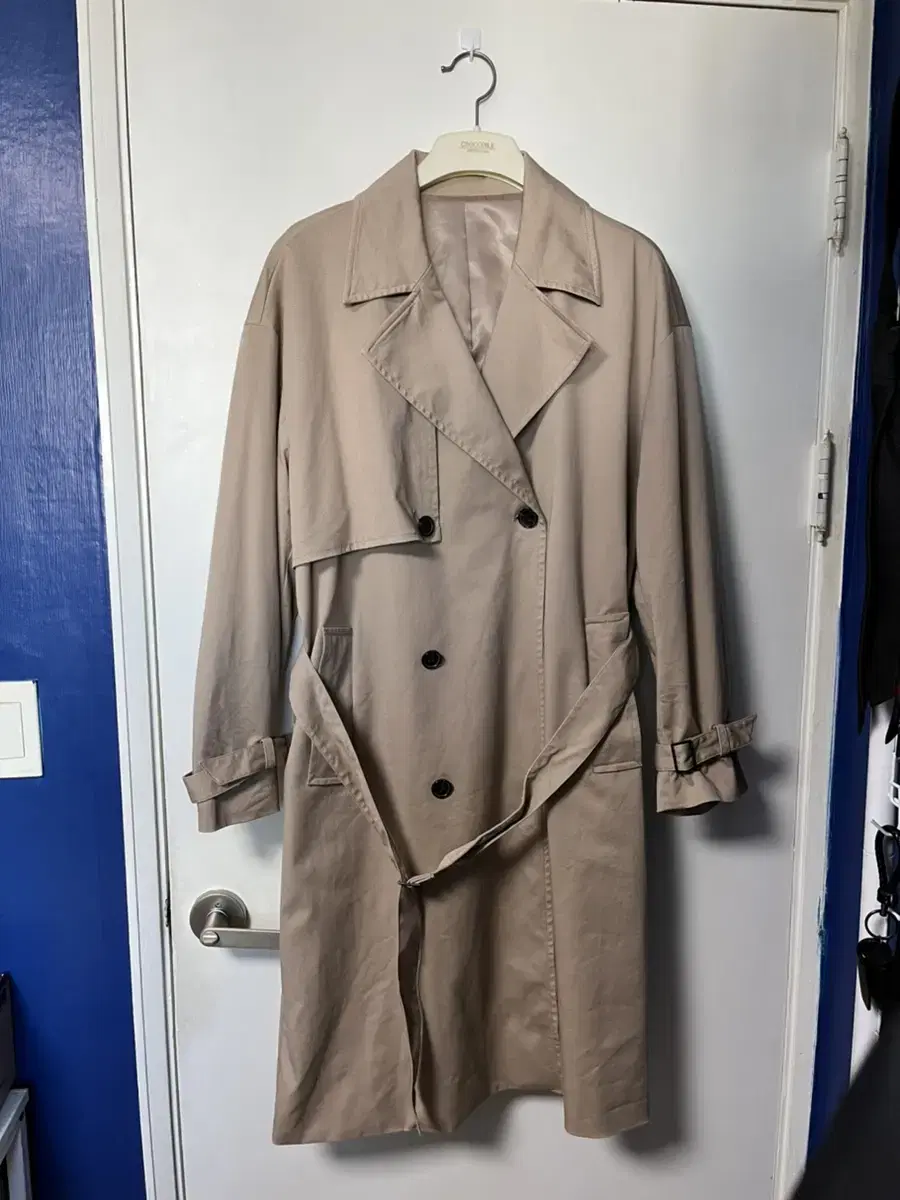 Spoofoman Trench Coat (XL)