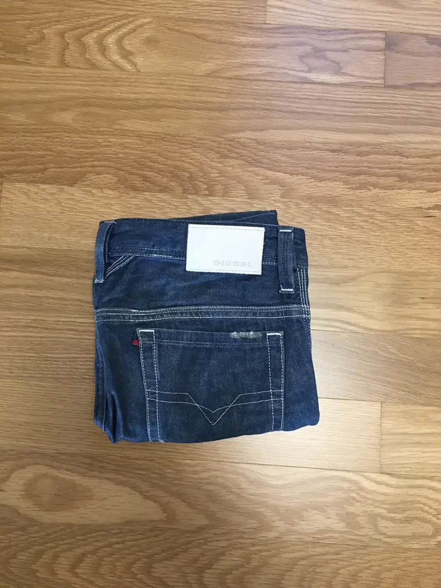 Diesel Skinny 28