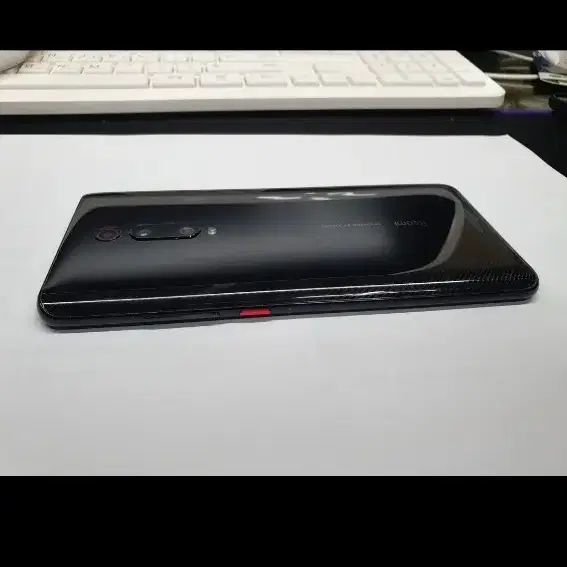 K 20 pro9T pro 또는 포코폰2 판매합니다.