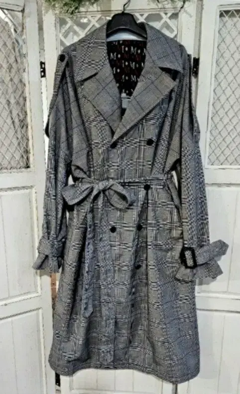 Big Land Check Trench Coat