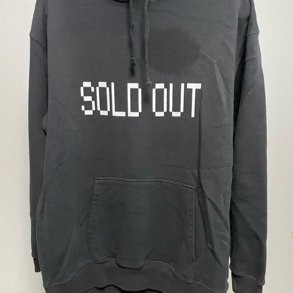 SOLD OUT 후드 티셔츠