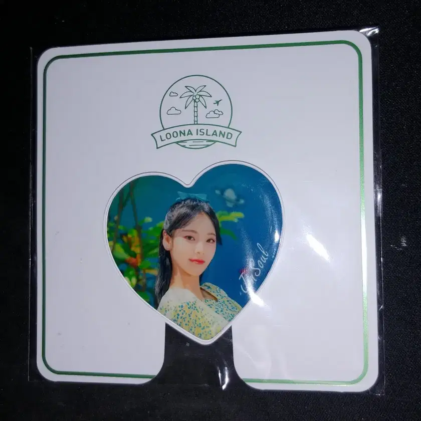 Buy LOONA Signed albums, Rare photocards on Bunjang!