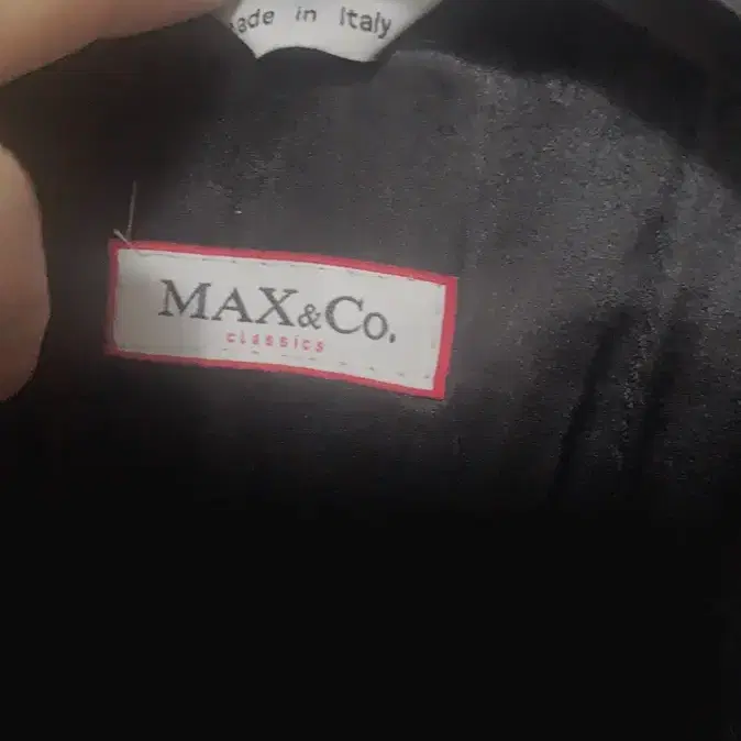 막스마라 max&co. 블랙 버진울 핏이 좋은 코트