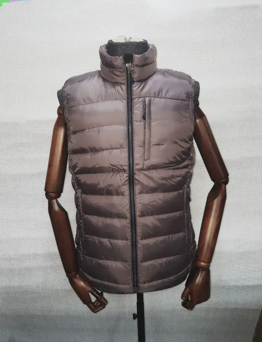 Down Vest95