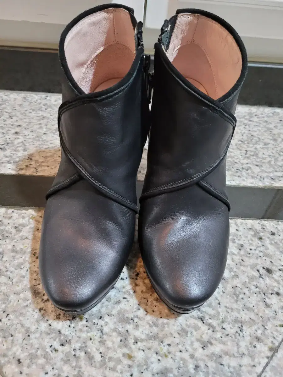 Lepetto ankle boots to sell