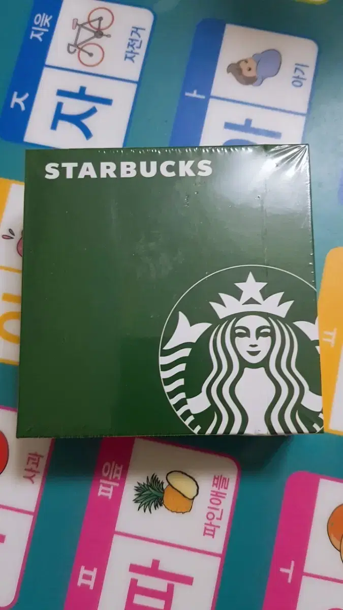 Starbucks Starbucks Starbucks Airpods Pro Green White I have.택포