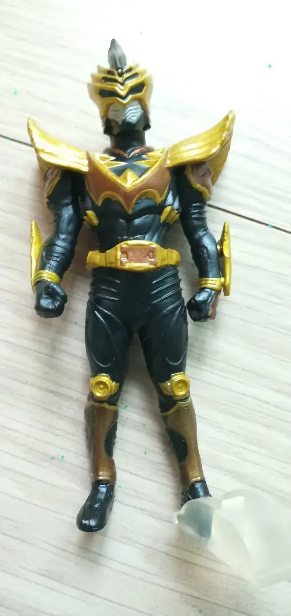 Masked Rider Odin Gold Phoenix