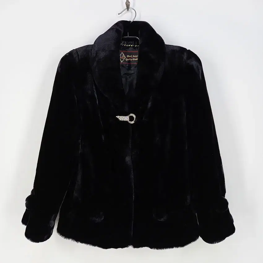 J.D Women's Cubic Buckle Faux Fur Jacket with Pockets Black (HU11133)