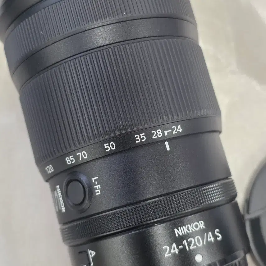 니콘 z24-120mm f4 미러리스용 z 24-120