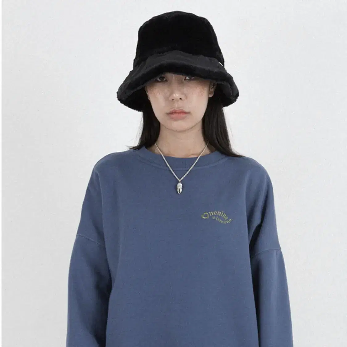 일구구일 fur bucket hat