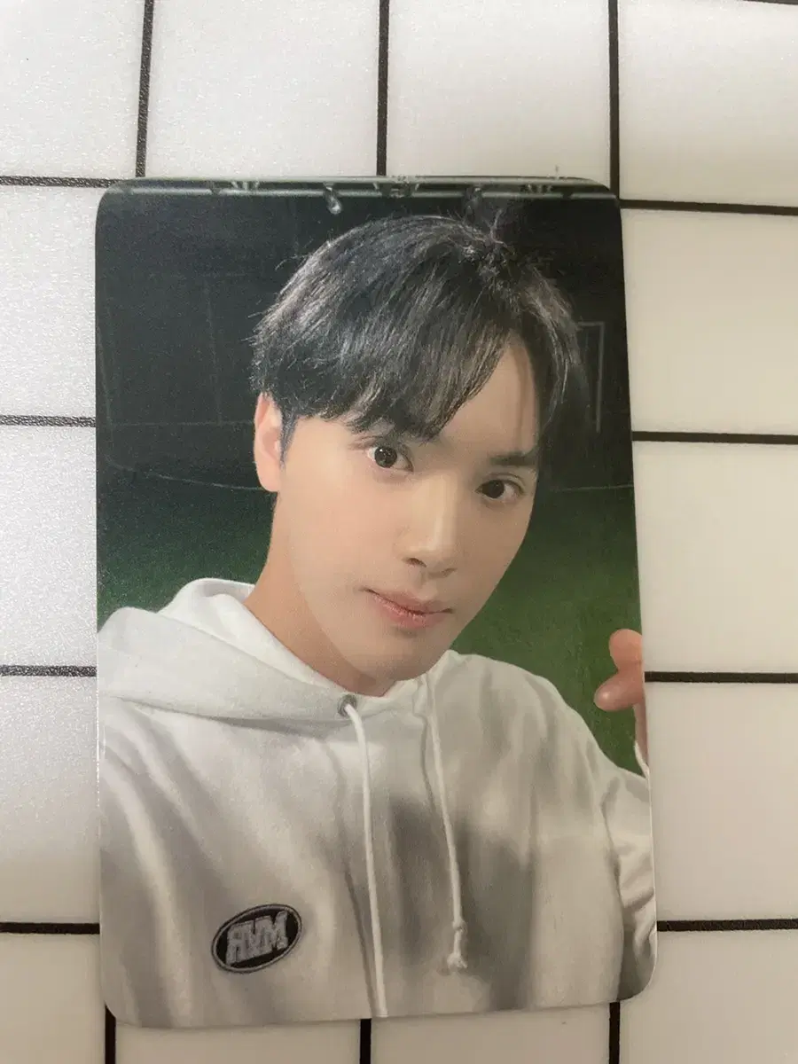 The Boyz Maverick juhaknyeon photocard Sells