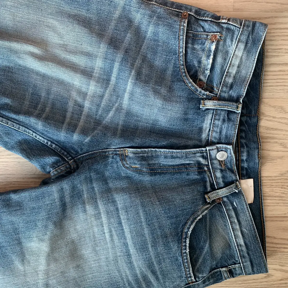 Levis 스트레이트핏 청바지