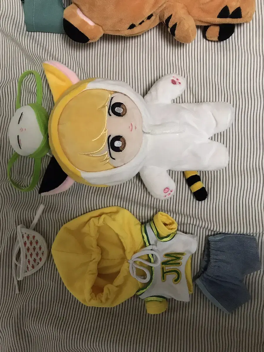 Bangtan doll wts 삼색짐냥이