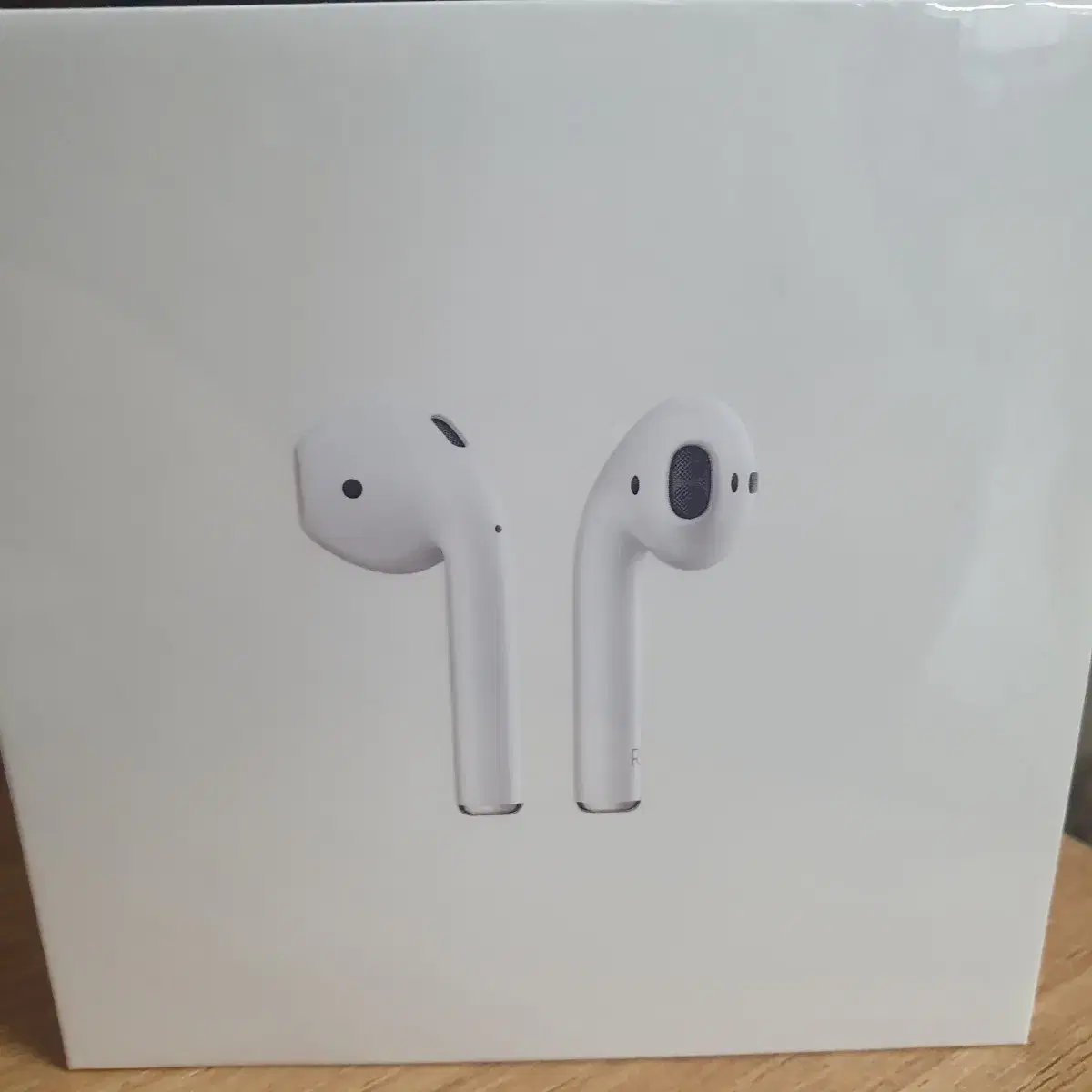 AirPods 2nd Gen sells