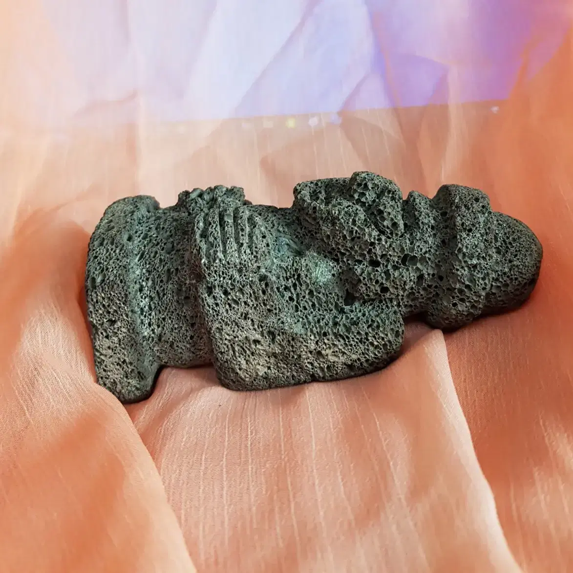 Natural dolhareubang, a souvenir from a trip to Jeju Island #제주도,#돌하르방,#기념품,#수집품,#여행  on Bunjang Global Site.