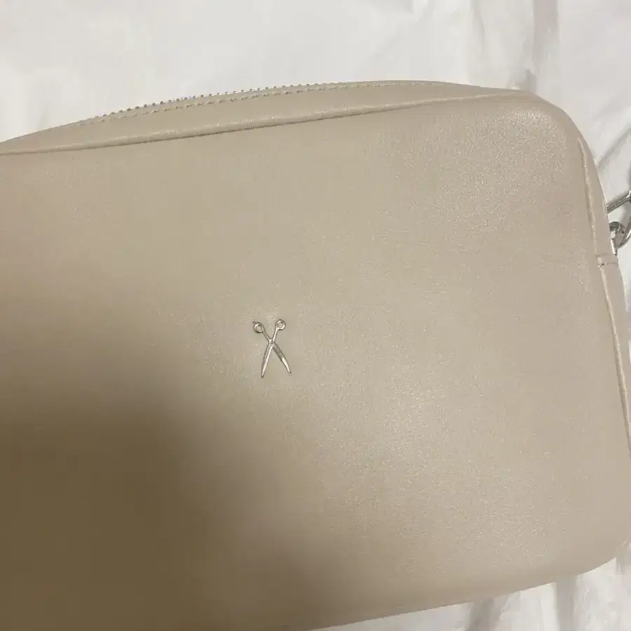 조셉앤스테이시 가방 OZ Mini Square Bag Ecru Beige