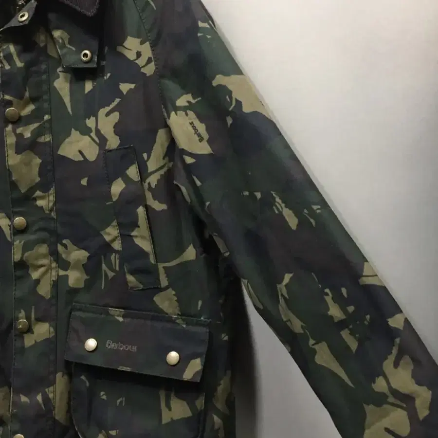 barbour bedale camo 자켓.왁스.주니어