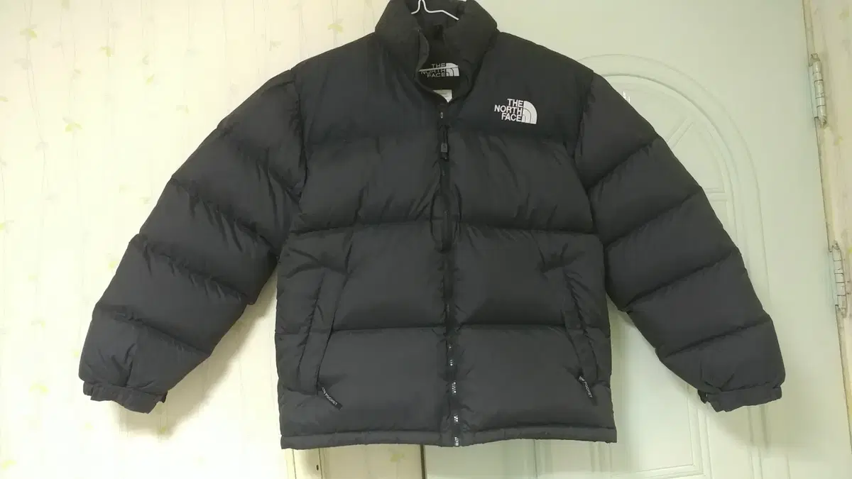 The North Face International Edition Puffer Goose Down 800 Khaki Black Matte L (new)