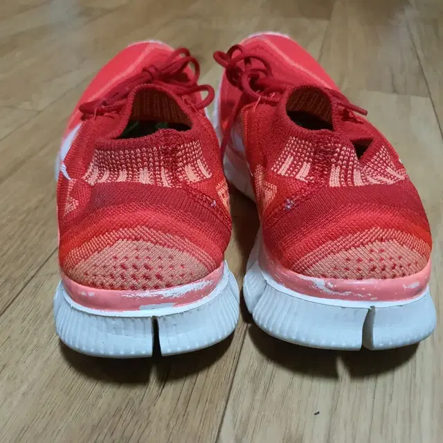 NIKE FREE나이키프리운동화250미리(EUR39)