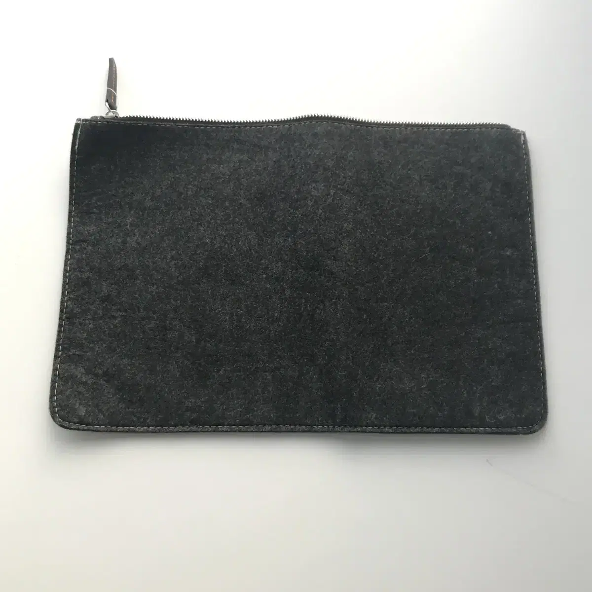 BEAMS clutch bag