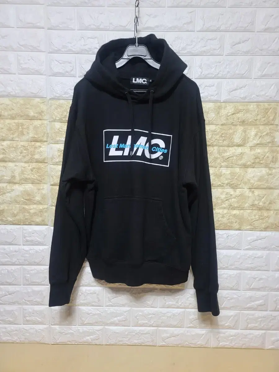 LMC brushed hoodie â‰¥95-100