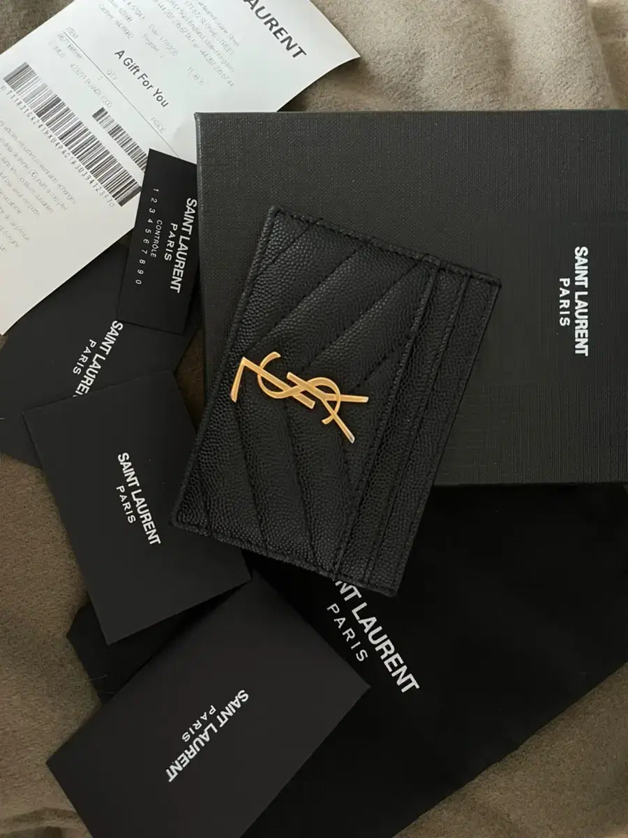 YSL kard wallet