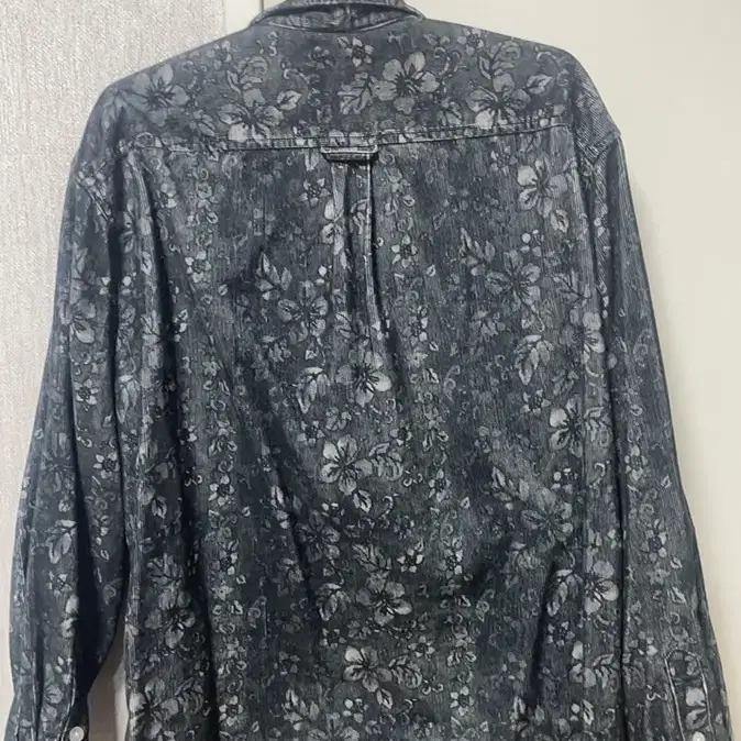 디스이즈네버댓 Floral Corduroy Shirt Black