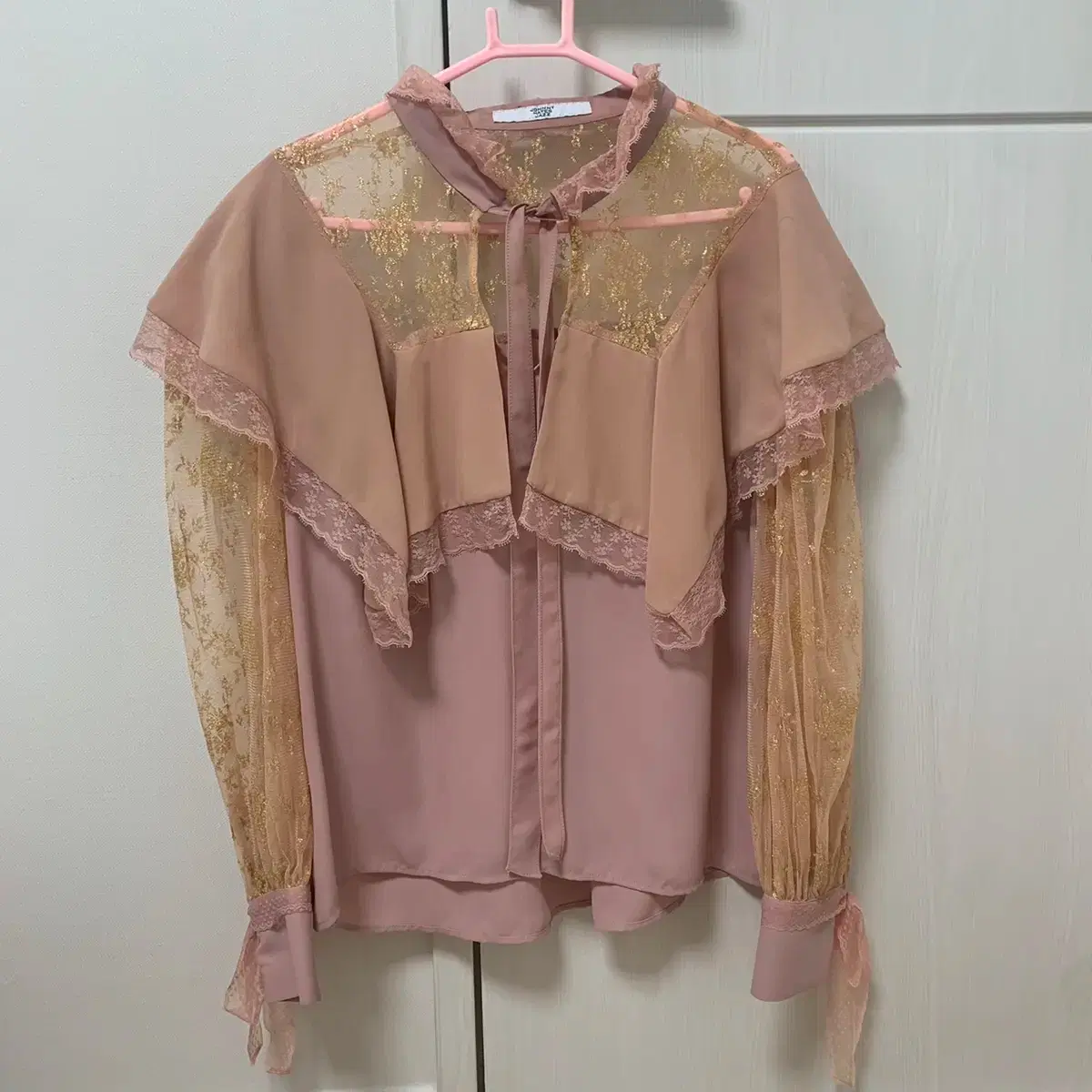 쟈니헤잇재즈 레이스 블라우스