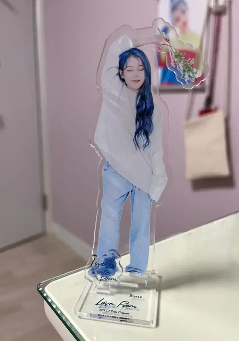 IU acrylic stand Busan ver.