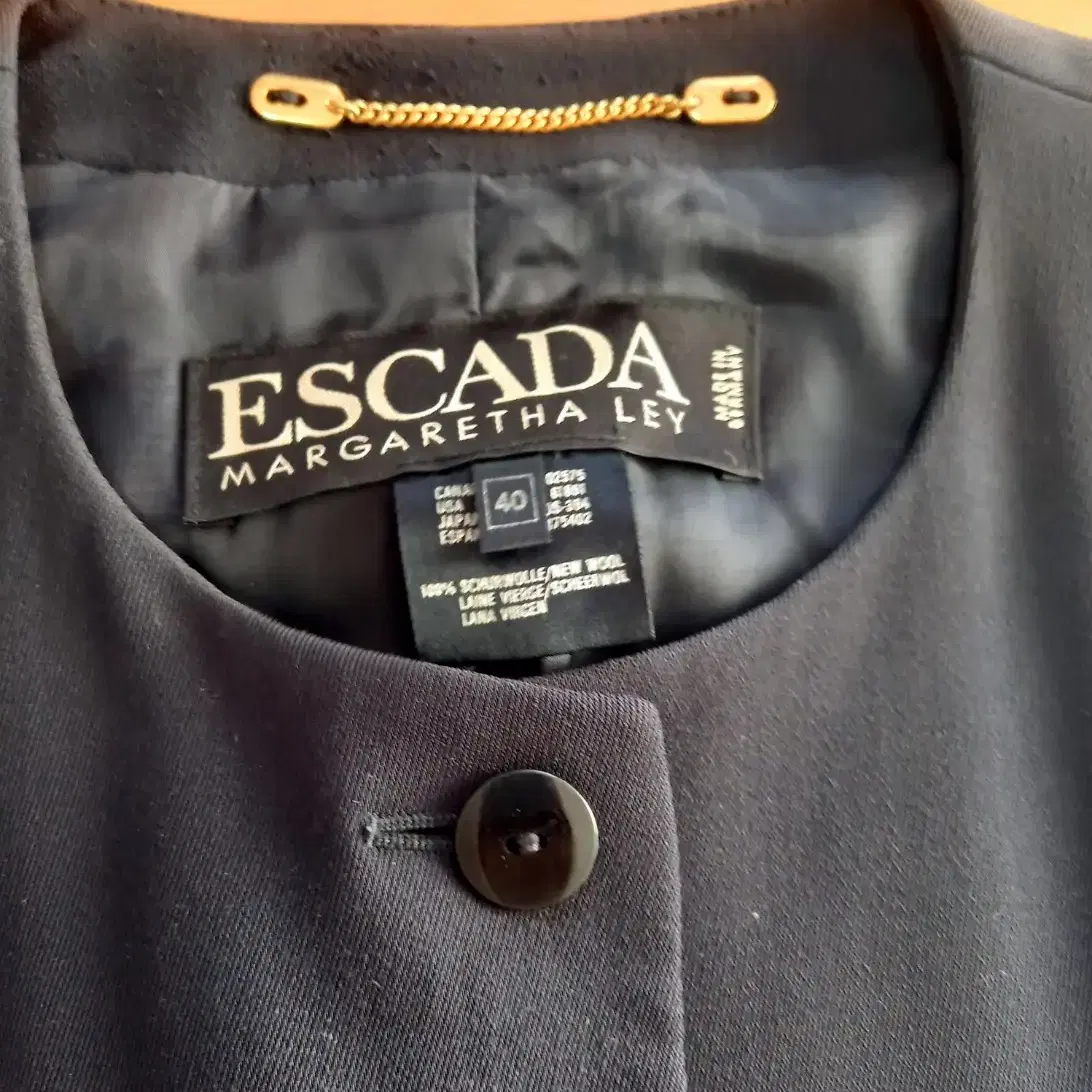 Escada 에스까다 100%울 짙은 남색 치마정장세트 66