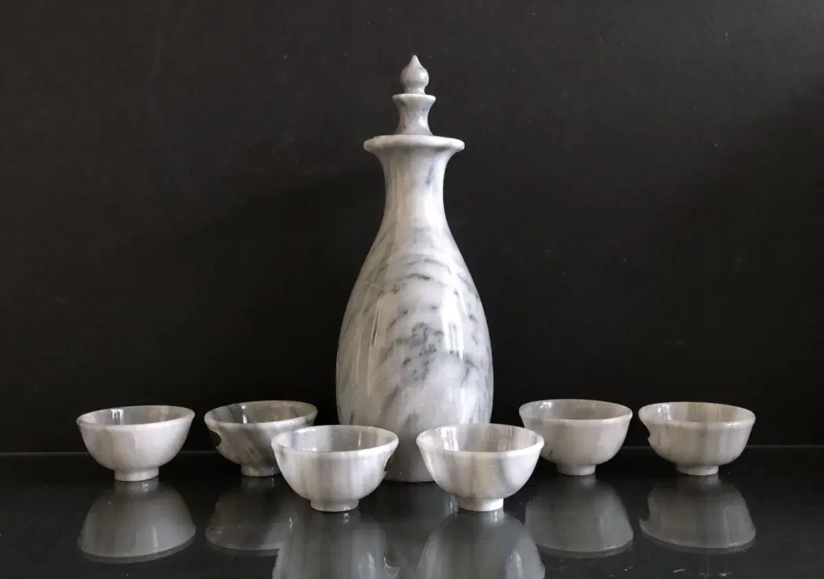Bulk set of unused jadeite whiskey bottle glasses