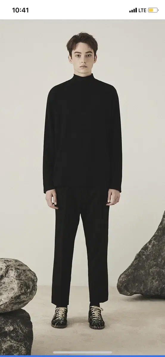 Mock pola neck black