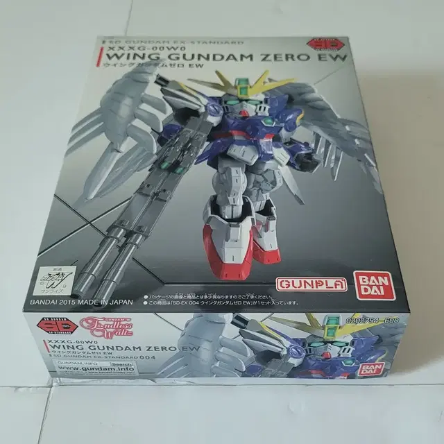 XXXG-00W0 WING GUNDAM ZERO EW