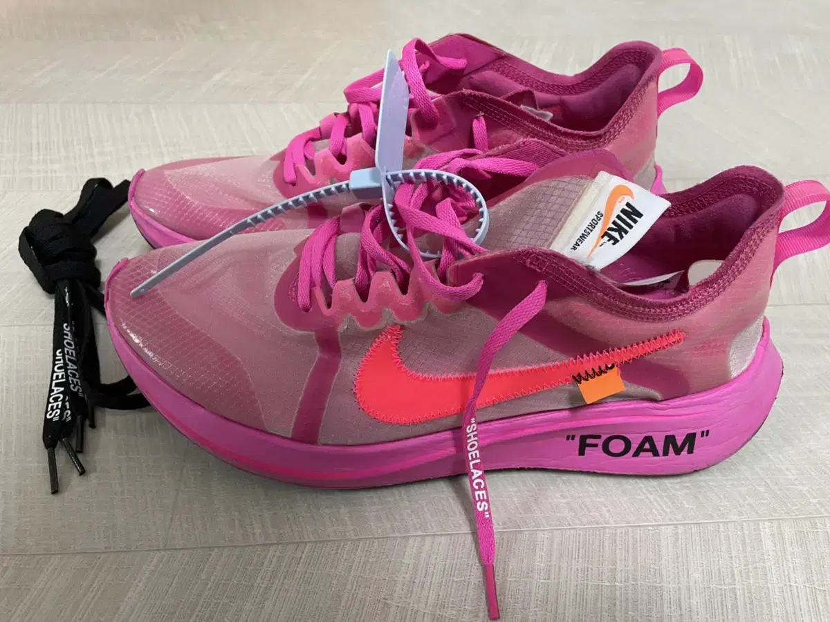 Nike Off-White 280