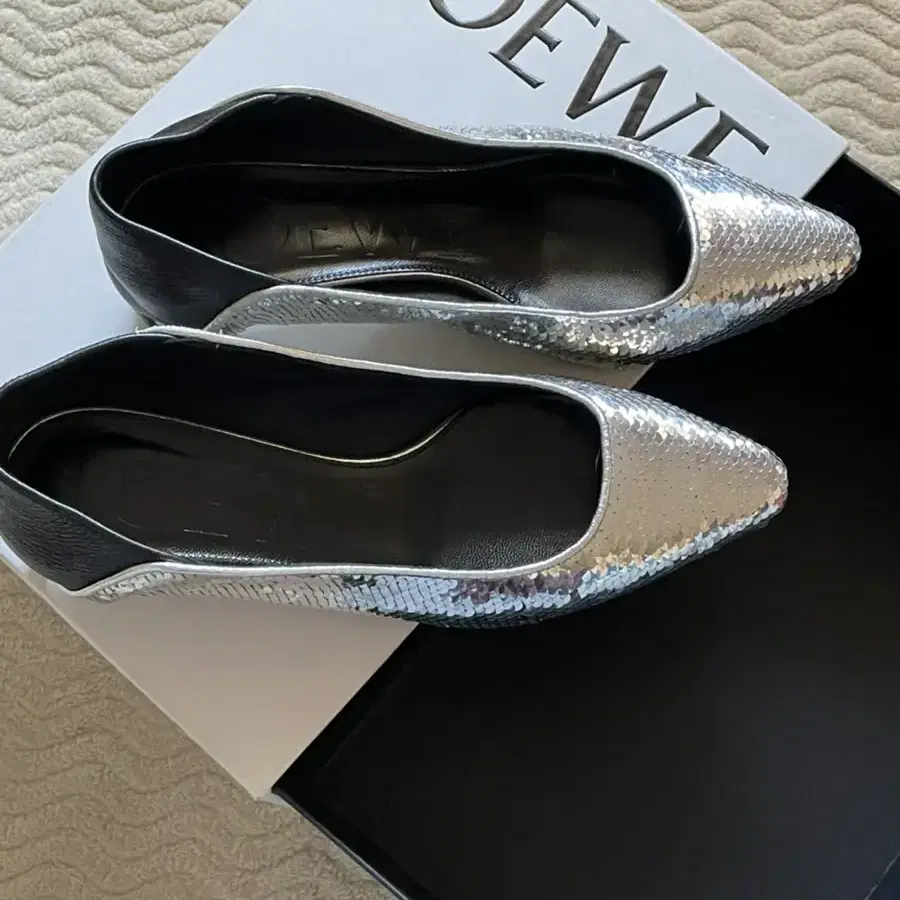 로에베 글리터 뮬 Loewe 뮬 로에베 구두