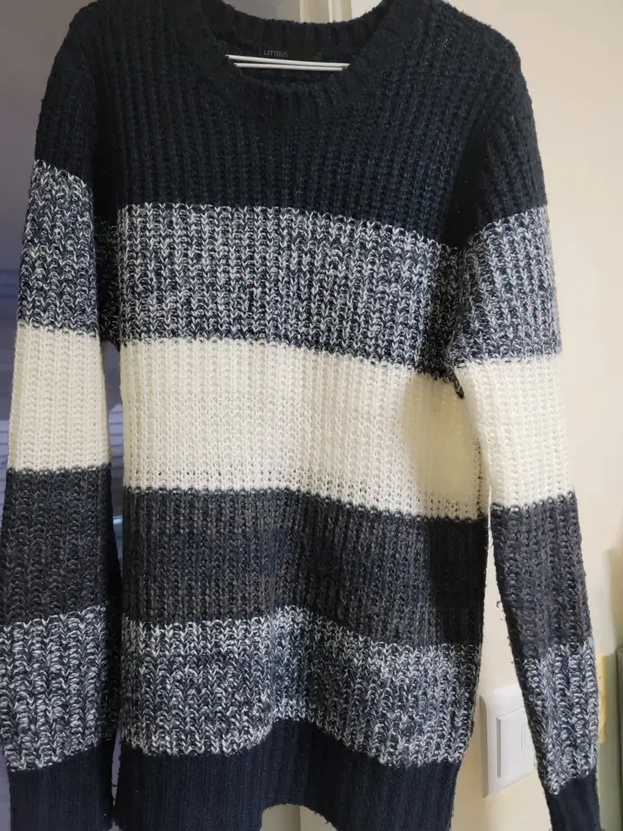 4-color knit (litmus)