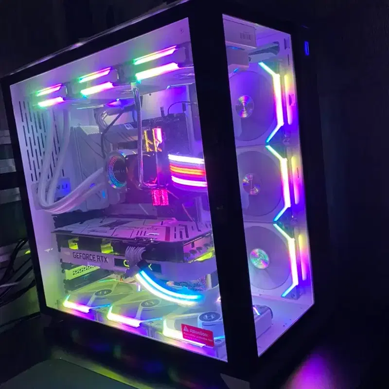 고사양 리안리 화이트감성 컴퓨터 본체 판매 RTX3080Ti