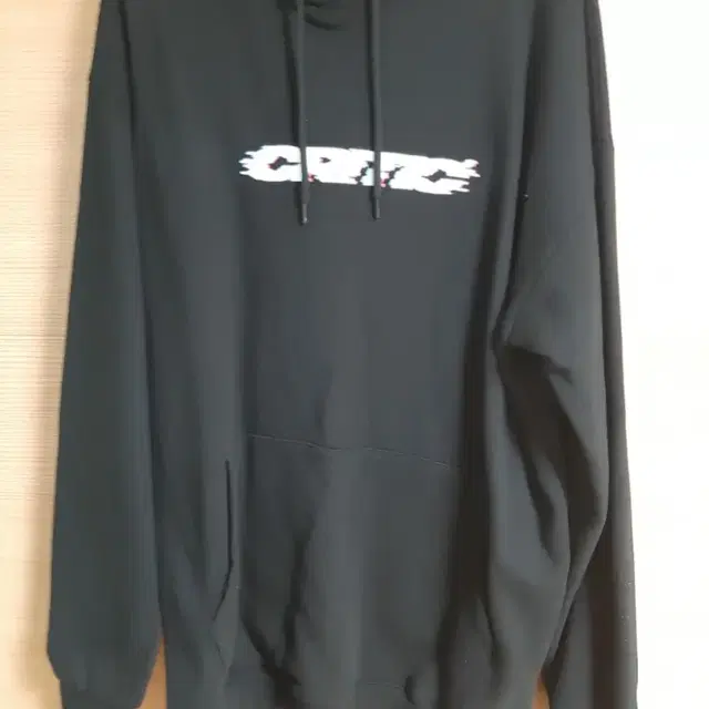 크리틱 GLITCH LOGO HOODIE BLACK m사이즈